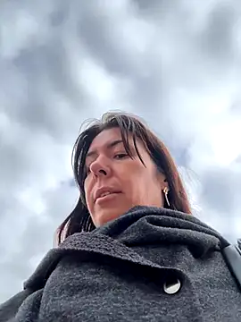 eveangelll online show from October 12, 7:07 am