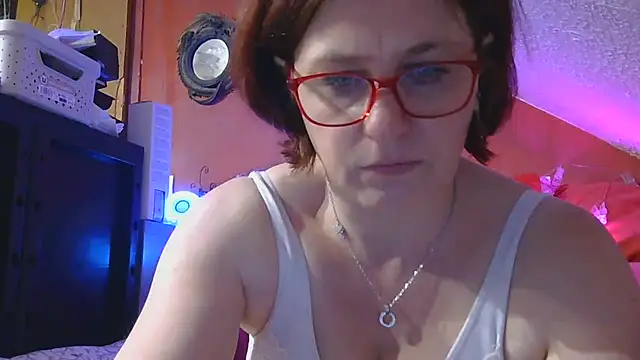 Snapshot of lanax chatting on June 17, 11:23 am lanax online show from June 17, 11:23 am