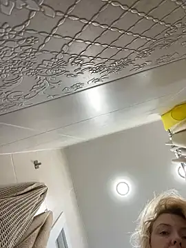 Yourdirtybitch online show from January 28, 3:47 am