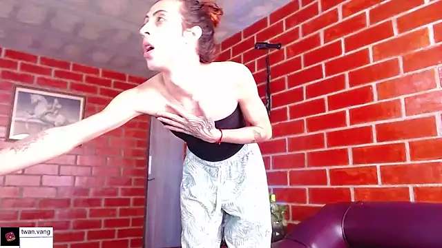 Trix fiore oficial online show from March 14, 6:24 pm