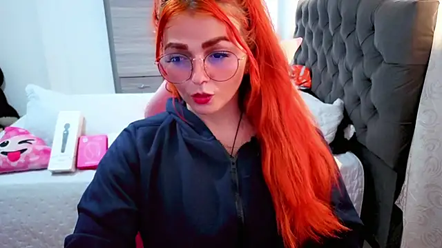 Snapshot of Alexatexa2929 chatting on May 21, 9:00 pm Alexatexa2929 online show from May 21, 9:00 pm