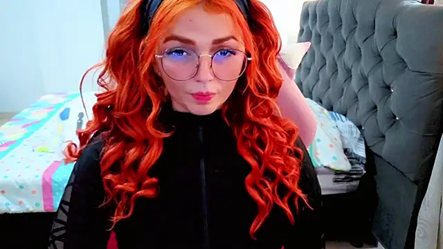 Snapshot of Alexatexa2929 chatting on May 31, 8:32 pm Alexatexa2929 online show from May 31, 8:32 pm
