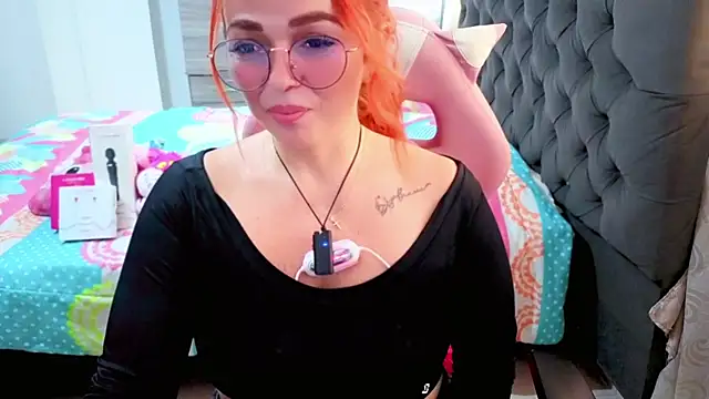 Snapshot of Alexatexa2929 chatting on July 8, 8:13 pm Alexatexa2929 online show from July 8, 8:13 pm