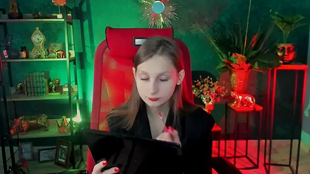 EllaHorton online show from February 28, 12:31 pm