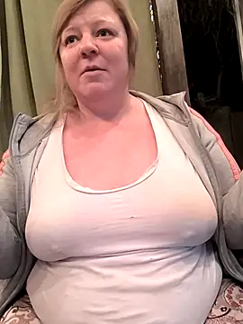 jusichka online show from November 7, 6:19 pm