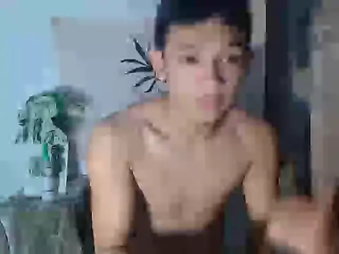 Snapshot of Prvncjshz2 chatting on October 30, 9:33 am Prvncjshz2 online show from October 30, 9:33 am