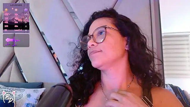 paula daniela1 online show from June 26, 10:03 pm