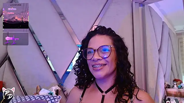 paula daniela1 online show from July 31, 9:36 pm
