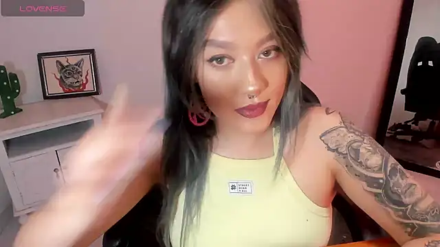 kat apple online show from October 24, 3:41 pm