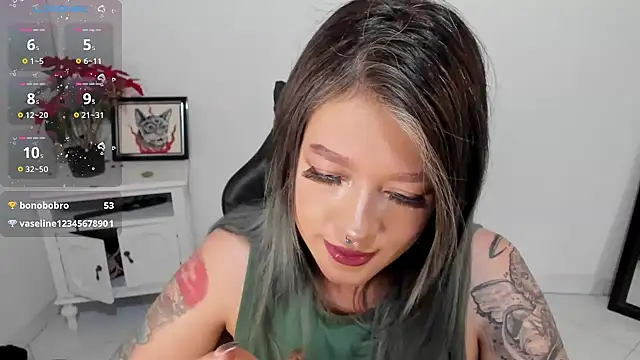 kat apple online show from December 5, 7:54 pm