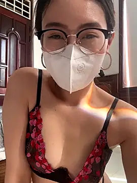 Snapshot of Na-Sweety chatting on December 15, 7:12 am Na-Sweety online show from December 15, 7:12 am