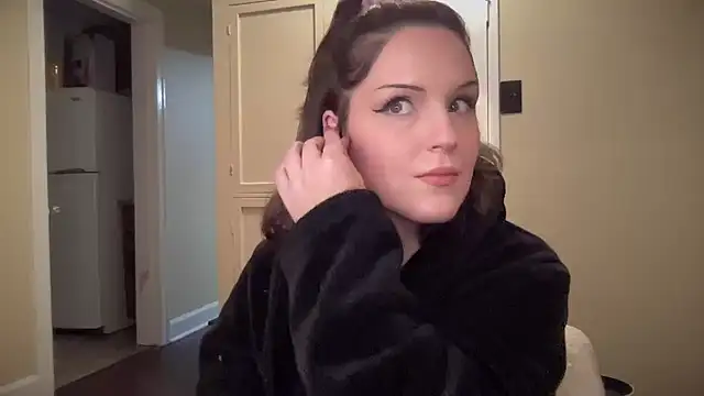 sexylilly69 online show from March 4, 3:33 am