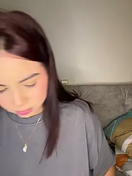 Snapshot of Zarah_Blare chatting on December 12, 12:48 am Zarah Blare online show from December 12, 12:48 am