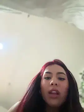 Snapshot of Zarah_Blare chatting on December 18, 7:04 am Zarah Blare online show from December 18, 7:04 am