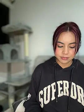 Snapshot of Zarah_Blare chatting on January 31, 6:02 am Zarah Blare online show from January 31, 6:02 am