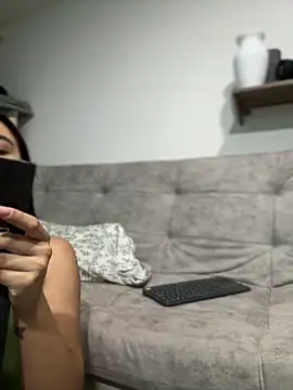 Snapshot of Zarah_Blare chatting on February 24, 1:13 am Zarah Blare online show from February 24, 1:13 am