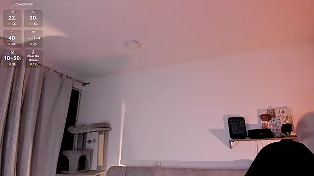 Snapshot of Zarah_Blare chatting on March 6, 12:43 am Zarah Blare online show from March 6, 12:43 am