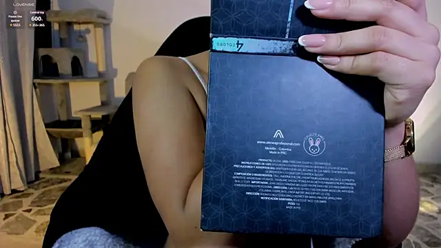 Snapshot of Zarah_Blare chatting on March 15, 12:36 am Zarah Blare online show from March 15, 12:36 am