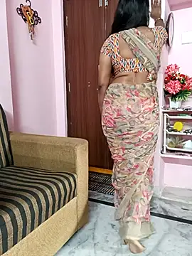 Snapshot of indian-adhaya chatting on November 27, 5:09 am indian-adhaya online show from November 27, 5:09 am