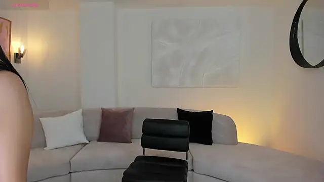 GigiLee  online show from December 27, 11:31 pm