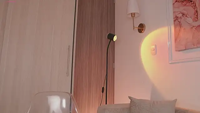 GigiLee  online show from March 16, 1:49 am