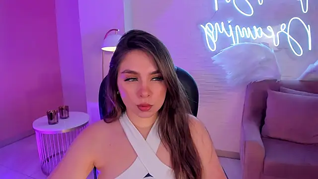 Snapshot of EloisaOlivero chatting on January 13, 11:19 am EloisaOlivero online show from January 13, 11:19 am