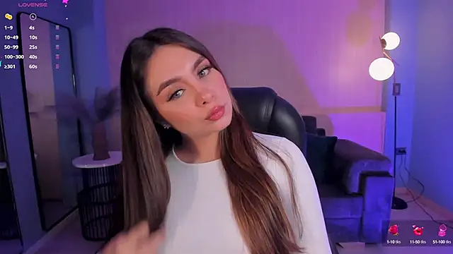 Snapshot of EloisaOlivero chatting on January 27, 11:43 am EloisaOlivero online show from January 27, 11:43 am