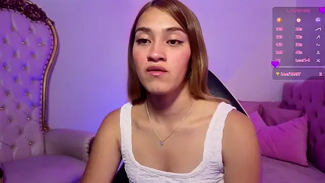 Snapshot of Jenner_tay chatting on July 4, 3:13 am Jenner tay online show from July 4, 3:13 am