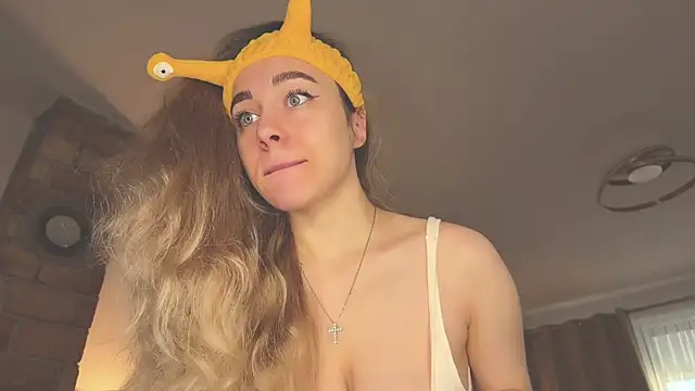 hotexclusive  online show from December 3, 6:48 am