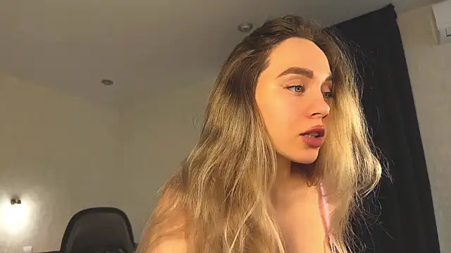 hotexclusive  online show from February 28, 4:10 am