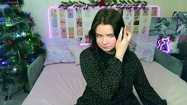 Snapshot of ss-katekisa-ss chatting on December 25, 9:43 pm ss-katekisa-ss online show from December 25, 9:43 pm