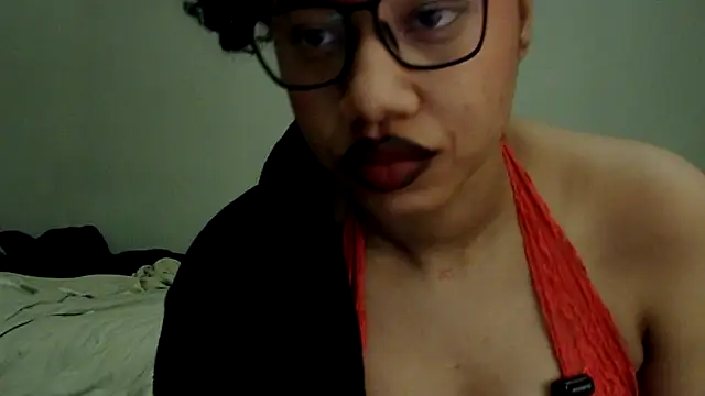 goddessdaisysky online show from January 11, 5:45 am