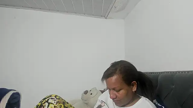 Snapshot of Laflaka22 chatting on September 17, 11:06 pm Laflaka22 online show from September 17, 11:06 pm