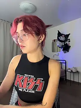 Evangeline Lawrence  online show from November 11, 4:29 pm