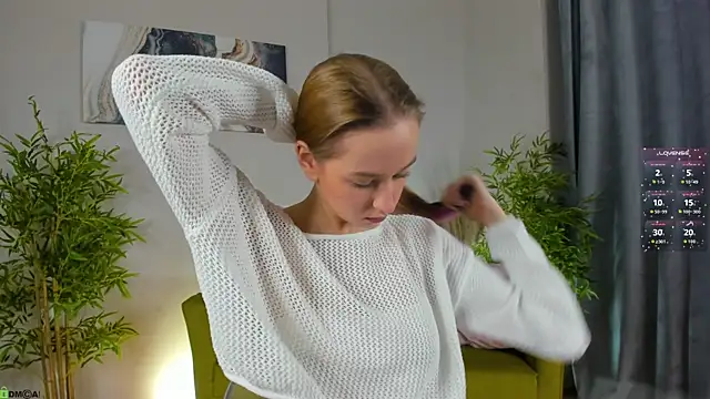 Sweett Monica online show from November 25, 1:05 am