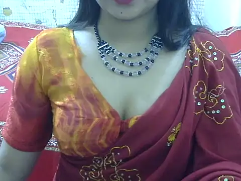 Horny desigirl online show from February 21, 4:19 pm
