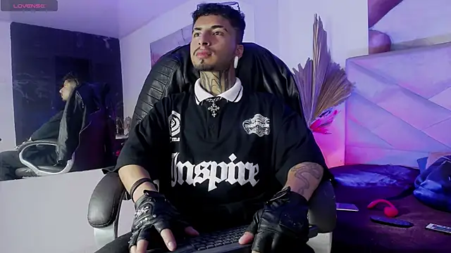 JuanCamiilo 66 online show from June 18, 4:44 pm