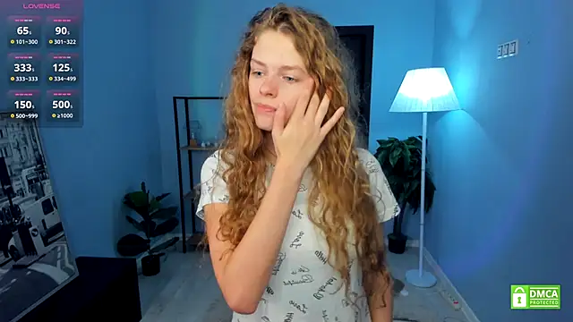 Snapshot of RayaNenlia chatting on November 24, 5:07 am RayaNenlia online show from November 24, 5:07 am