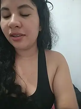 Snapshot of Yara0k chatting on May 19, 8:31 am Yara0k online show from May 19, 8:31 am
