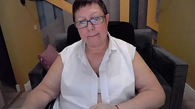 Snapshot of BarbaraTurners chatting on January 9, 3:47 am BarbaraTurners online show from January 9, 3:47 am