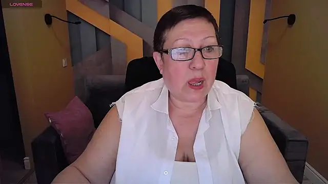 Snapshot of BarbaraTurners chatting on January 19, 6:32 pm BarbaraTurners online show from January 19, 6:32 pm