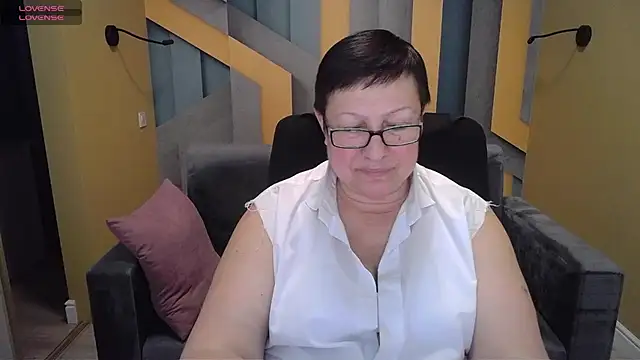 Snapshot of BarbaraTurners chatting on February 4, 4:26 am BarbaraTurners online show from February 4, 4:26 am