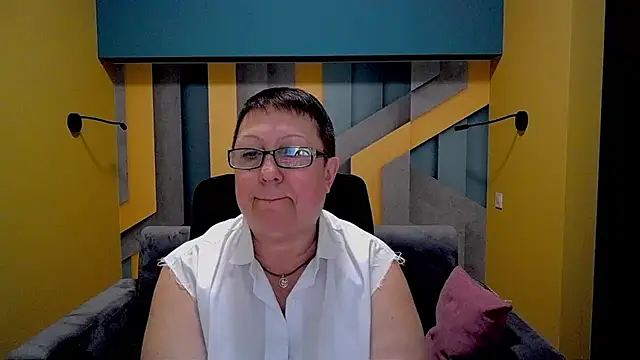 Snapshot of BarbaraTurners chatting on March 16, 9:37 pm BarbaraTurners online show from March 16, 9:37 pm