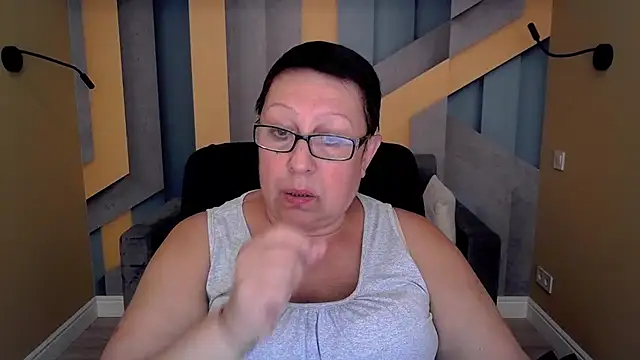 Snapshot of BarbaraTurners chatting on September 8, 6:29 pm BarbaraTurners online show from September 8, 6:29 pm