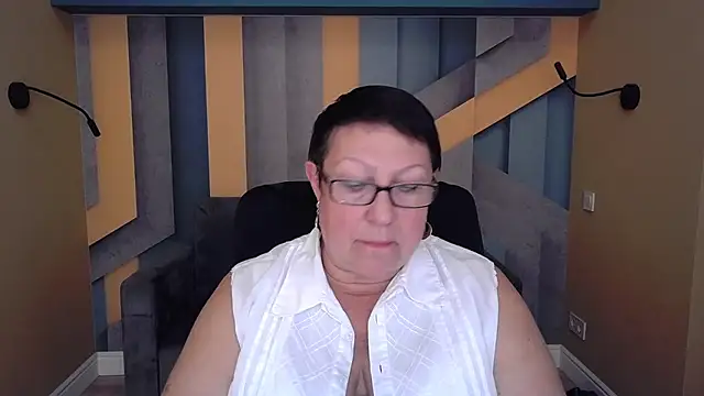 Snapshot of BarbaraTurners chatting on October 17, 6:21 pm BarbaraTurners online show from October 17, 6:21 pm