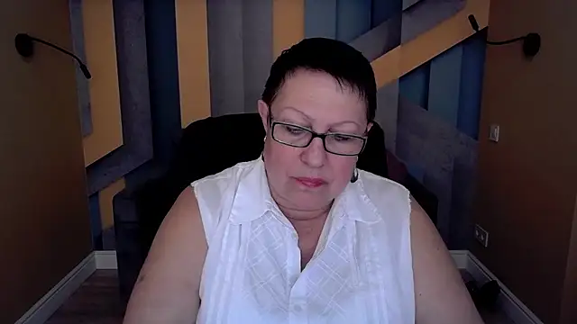 Snapshot of BarbaraTurners chatting on November 7, 7:36 pm BarbaraTurners online show from November 7, 7:36 pm