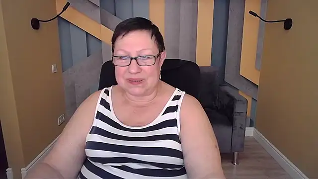 Snapshot of BarbaraTurners chatting on November 28, 7:27 pm BarbaraTurners online show from November 28, 7:27 pm