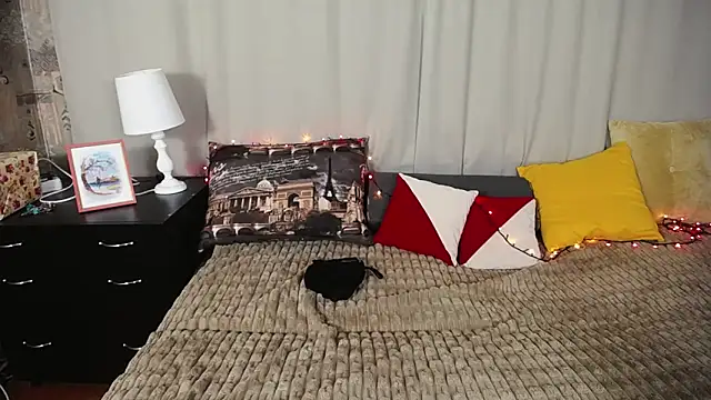 Snapshot of Unusual_G chatting on January 17, 6:04 am Unusual G online show from January 17, 6:04 am