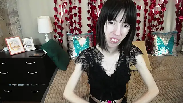 Snapshot of Unusual_G chatting on February 21, 12:39 pm Unusual G online show from February 21, 12:39 pm