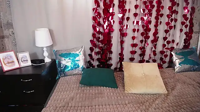 Snapshot of Unusual_G chatting on February 22, 12:29 pm Unusual G online show from February 22, 12:29 pm